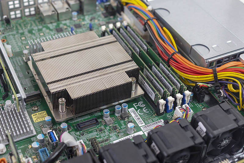 Bộ nhớ và CPU MR của Supermicro SYS 5019C