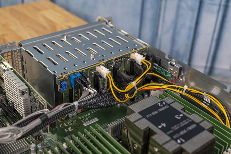 Bảng nối đa năng lưu trữ Supermicro 2049P TN8R