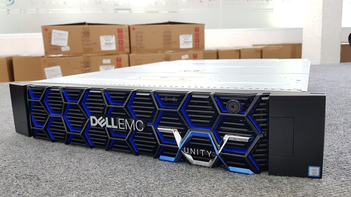 Dell EMC Unity 300 Dual-controller FlashArray