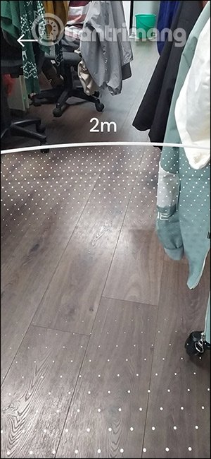 Khoảng cách 2m