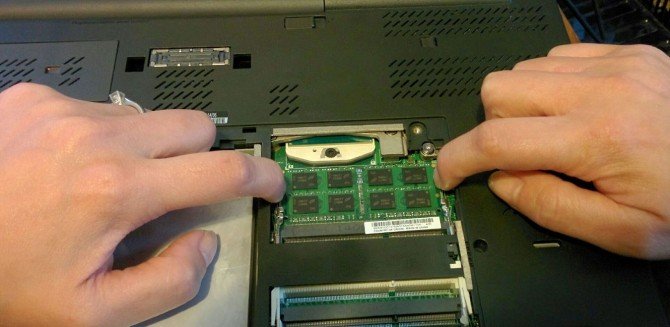 cài đặt RAM laptop