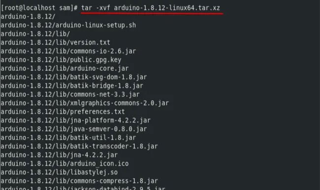 Quá trình trích xuất file diễn ra trên Terminal