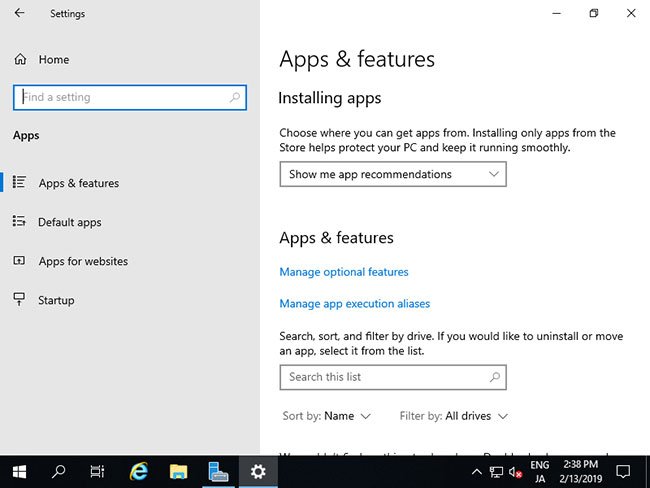 Nhấp vào Manage optional features