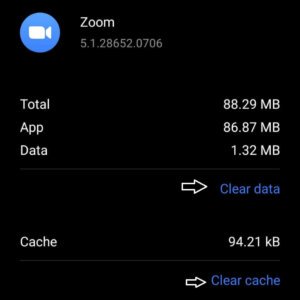 Nhấp vào Clear Data và Clear Cache