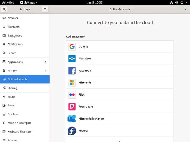 Nhấp vào mục “Online Accounts”