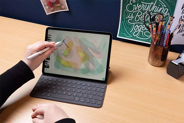 iPad Pro có thể được sử dụng như một chiếc máy tính xách tay