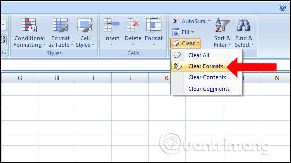 Chọn Clear Format 